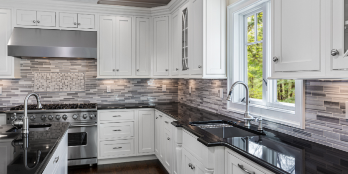 kitchen cabinet maker in Toronto