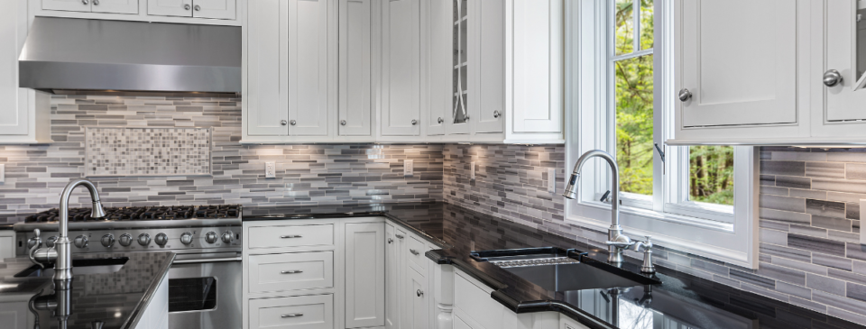 kitchen cabinet maker in Toronto