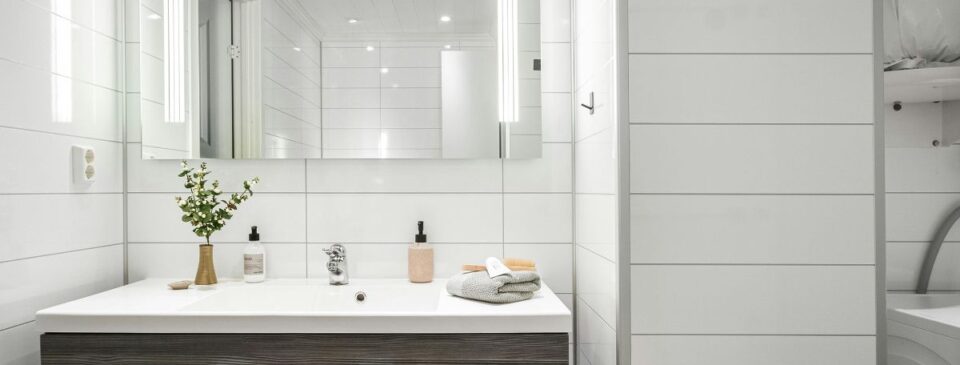 modern bathroom vanities Brampton